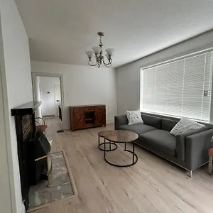 https://larch-house-in-west.vancouver-hotels-bc.net