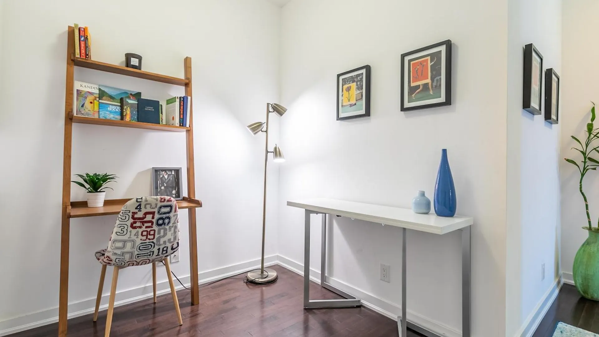 Cloud 9 In Downtown Toronto Apartment Canada